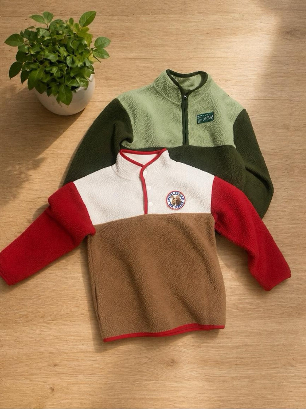 Colorblock Fleece Pullover With Patch - Red, White, Brown